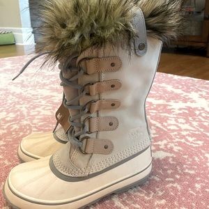 Sorel boots Size 7